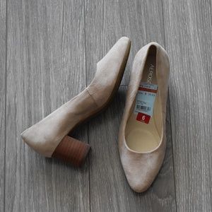 Suede Block Heeled Shoes